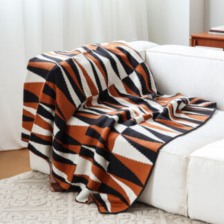 Cozy Geometric Weighted Throw Blanket - Perfect for Fall & Winter