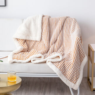 Cozy Plaid Lambing Blanket - Warm and Soft Fleece Cover