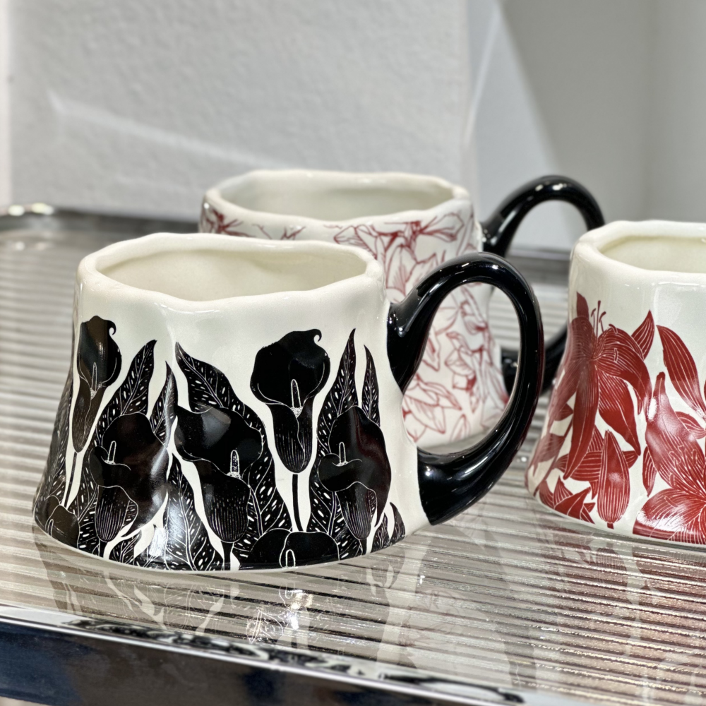 Elegant Calla Lily Ceramic Coffee Mug - Image 6