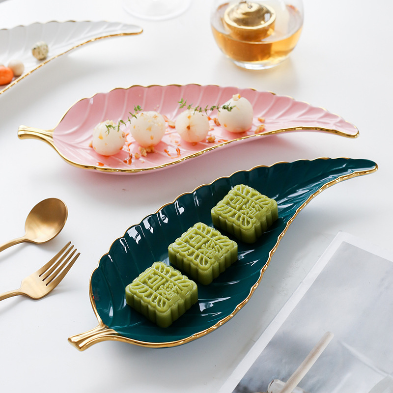 Elegant European Gold Leaf Ceramic Tray - Image 5