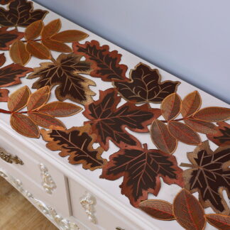 Autumn Maple Leaf Embroidered Table Runner – Rustic Thanksgiving Harvest Decor