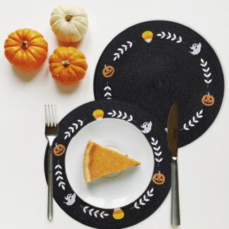 Embroidered Round Braided Placemats – Washable, Non-Slip & Insulated