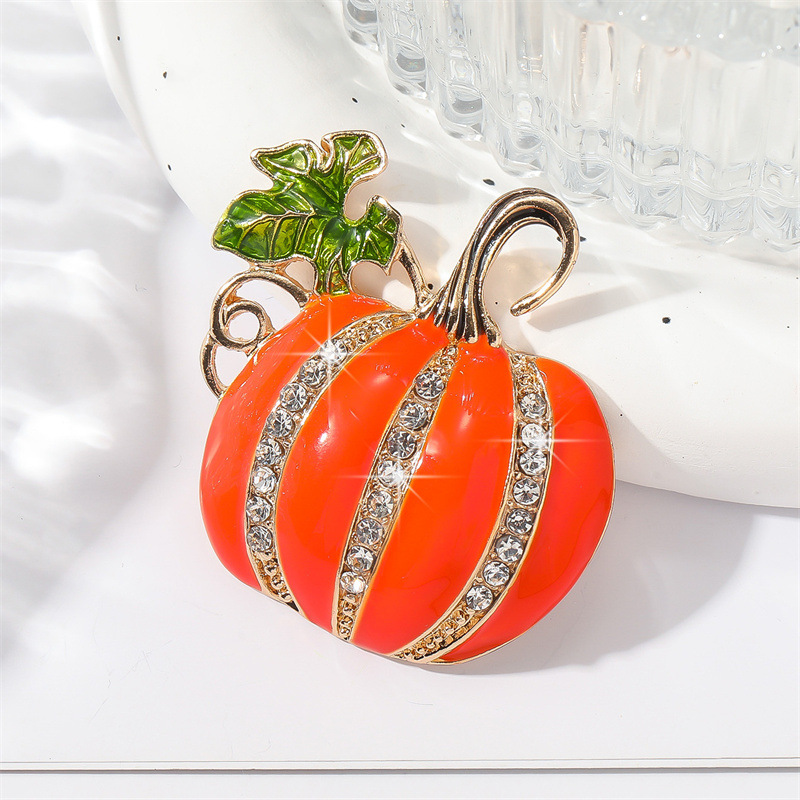 Elegant Enamel Pumpkin Rhinestone Brooch Pin – Festive Fashion Accessory - Image 3