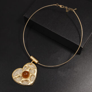 Vintage Hollow Rhinestone Heart Pendant Necklace - Elegant Jewelry Gift