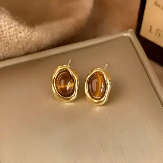 Amber Resin Geometric Stud Earrings – Golden Vintage Party Jewelry