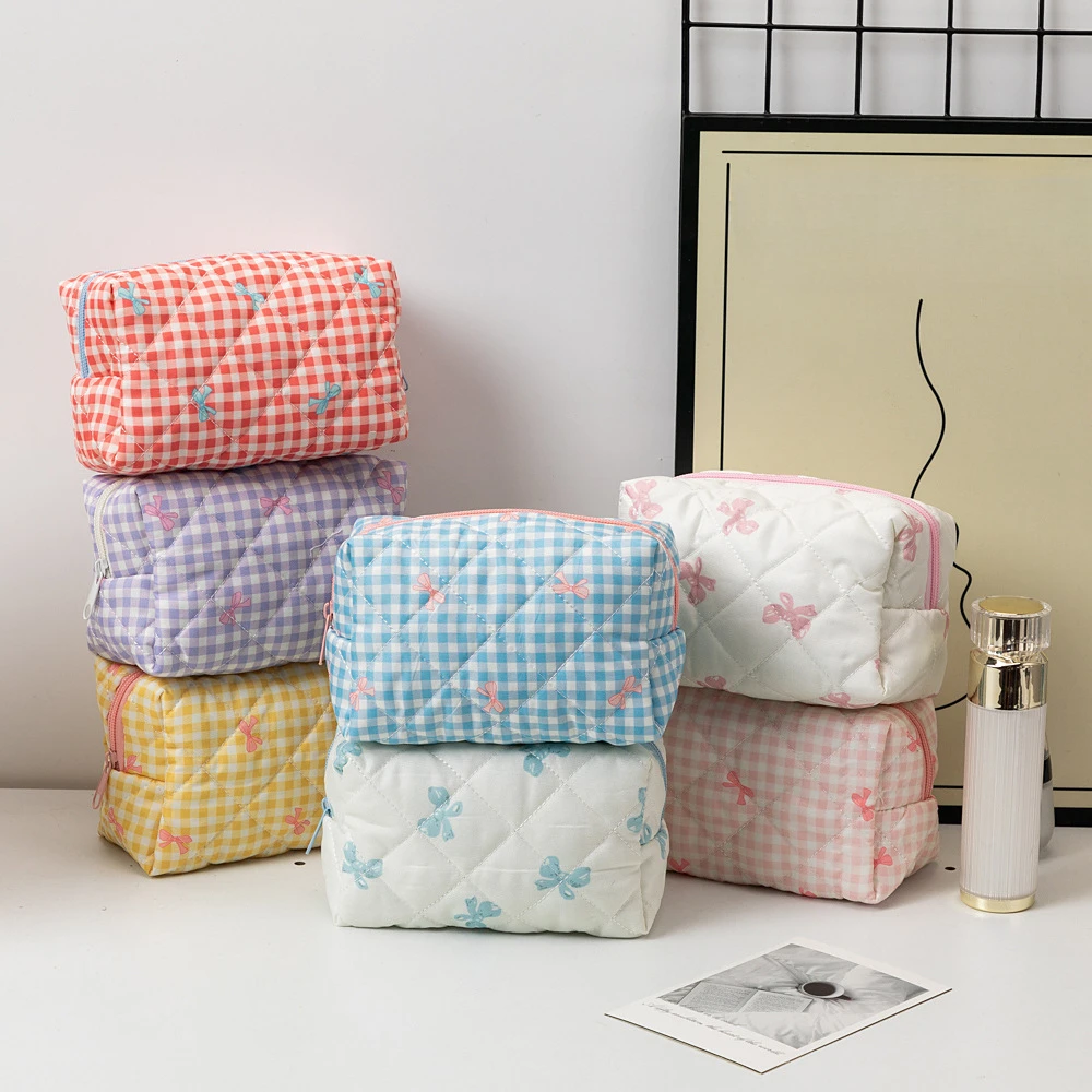 Large Plaid Bow Floral Makeup Bag – Portable Cotton Cosmetic Organizer - Image 2